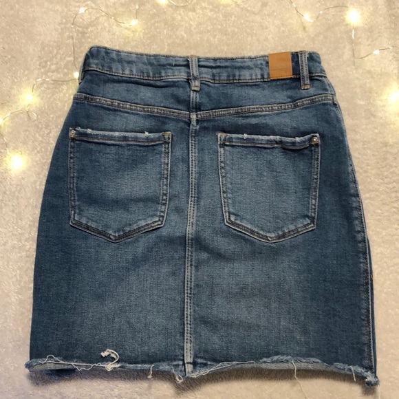 Zara jean miniskirt ❤️ - Picture 3 of 3